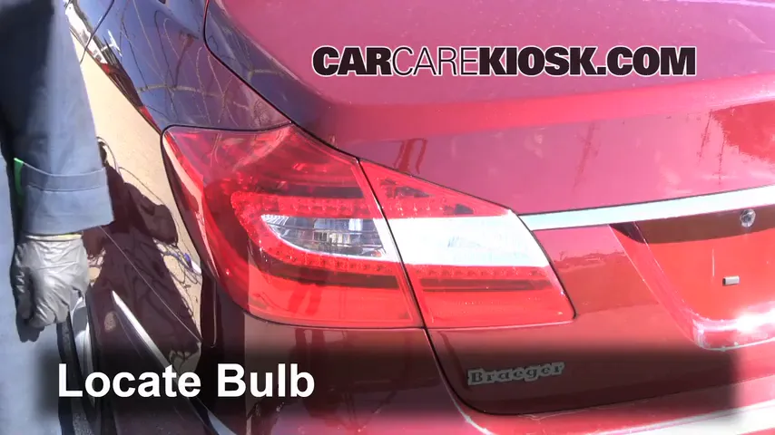 2013 Hyundai Genesis 3.8 3.8L V6 Lights Reverse Light (replace bulb)